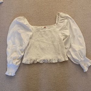 PILCRC: white long sleeve cropped ruched shirt